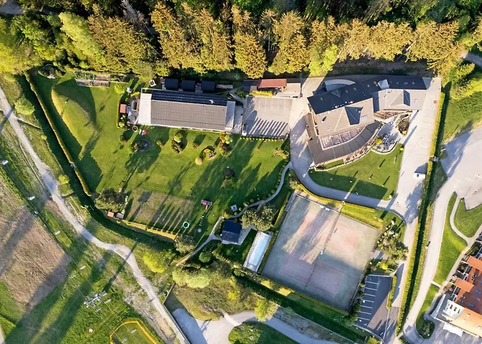 Hotel SLUNEČNÁ LOUKA